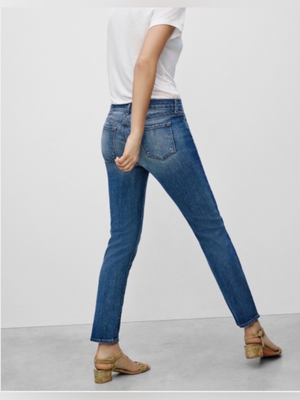 J Brand Cropped Ellis Rival Mid Rise Jeans - Picture 3 of 6